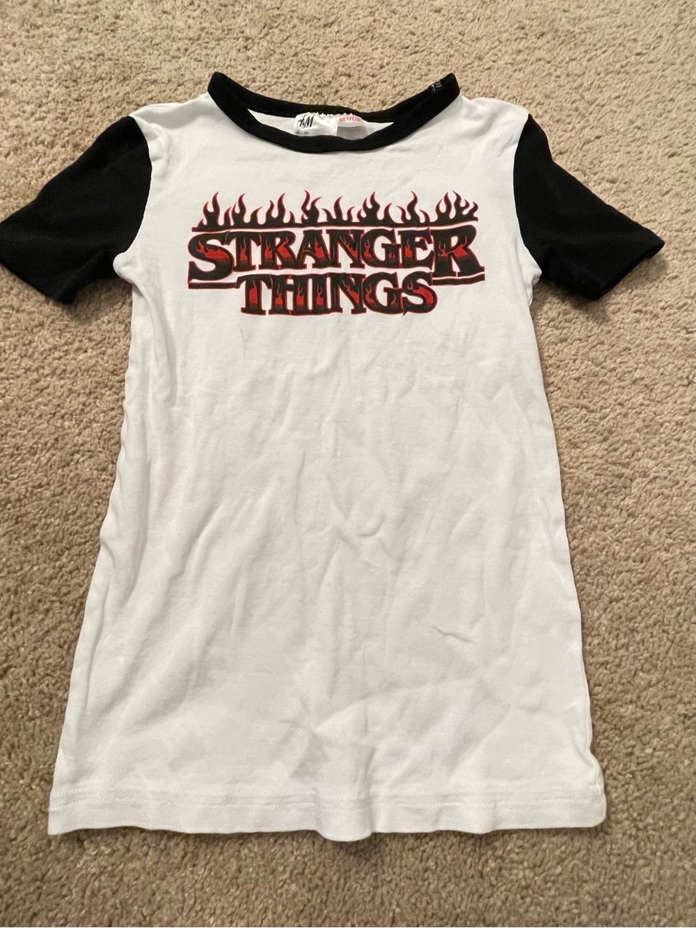 Netflix White & Black Stranger Things Short Sleeve tee